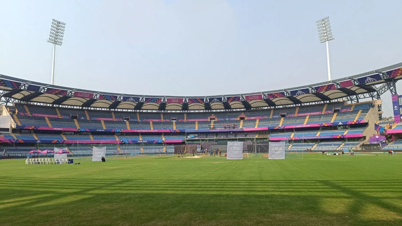 Wankhede Stadium Mumbai.jpeg