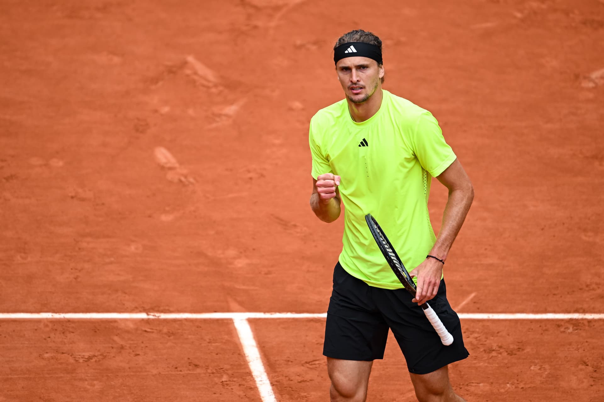 Alexander Zverev reacts against Learner Tien.jpg