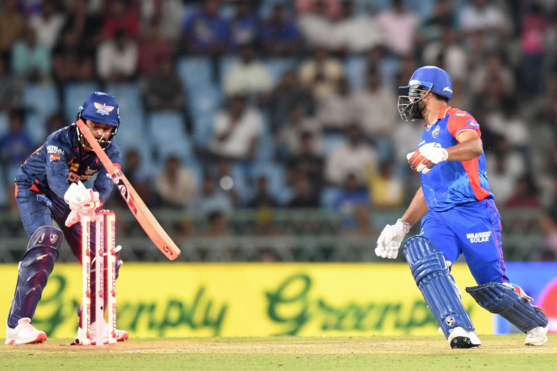 KL Rahul stumps out Rishabh Pant