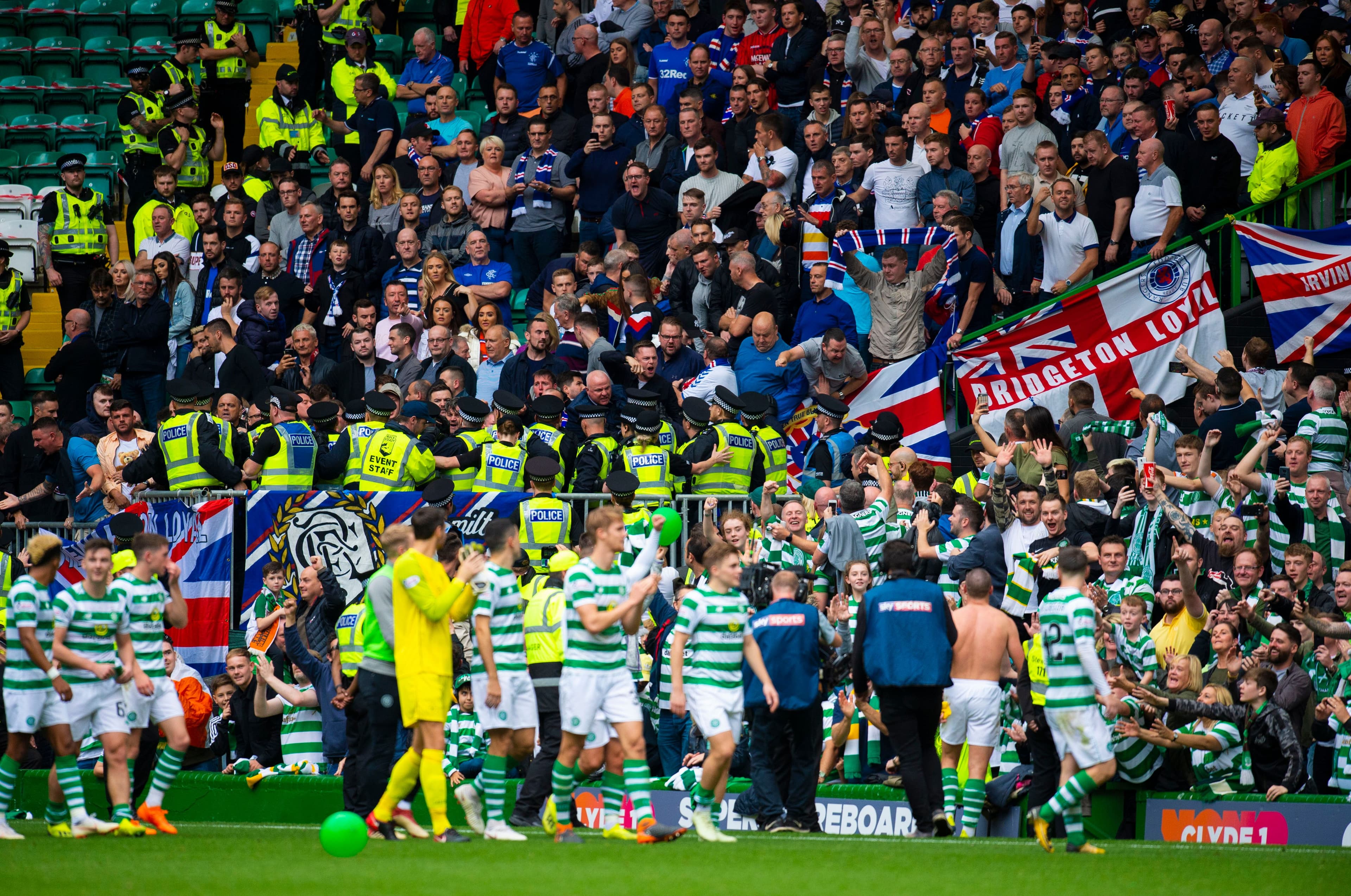 LADBROKES PREMIERSHIP.CELTIC V RANGERS.CELTIC PARK -