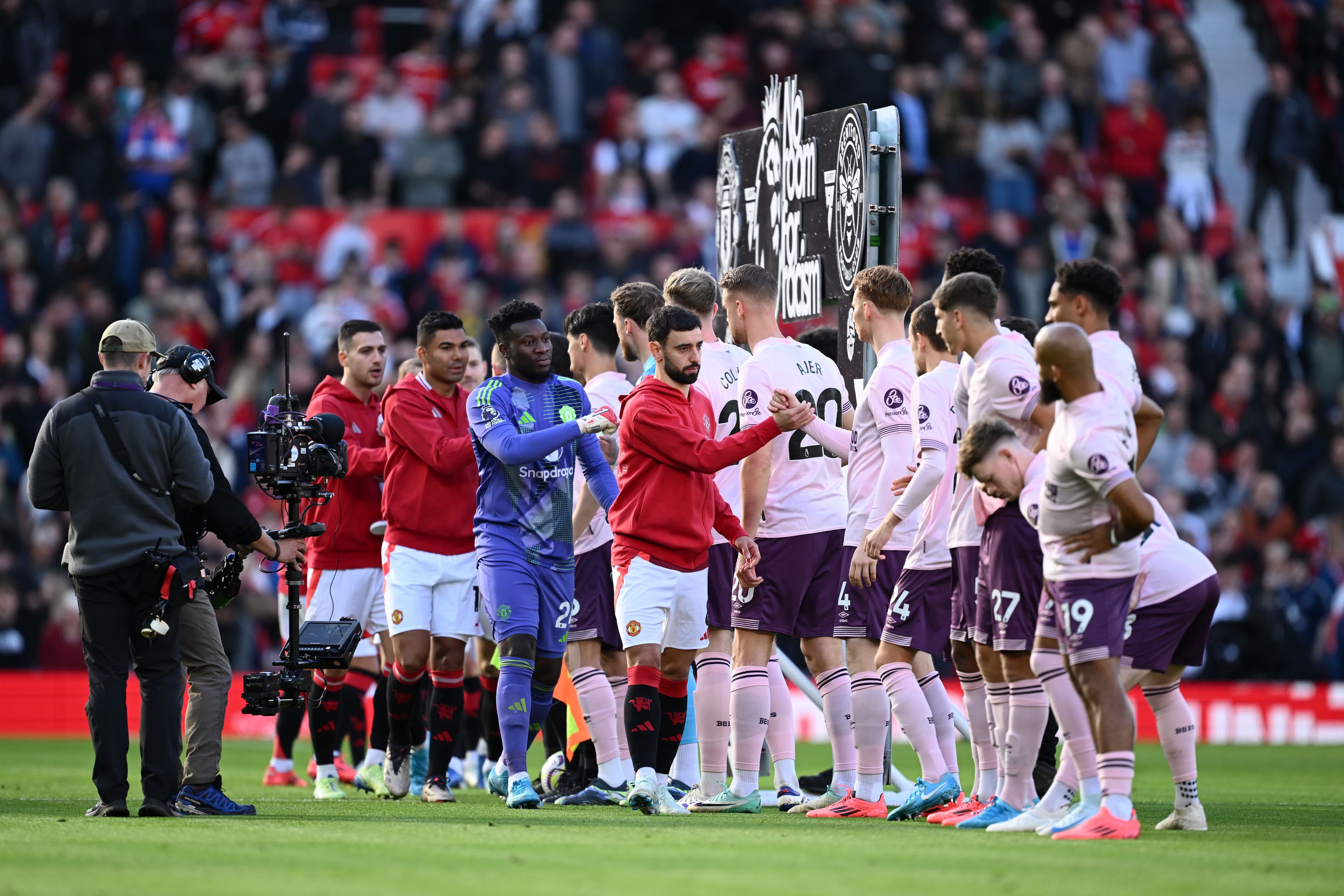 Manchester United FC v Brentford FC - Premier League