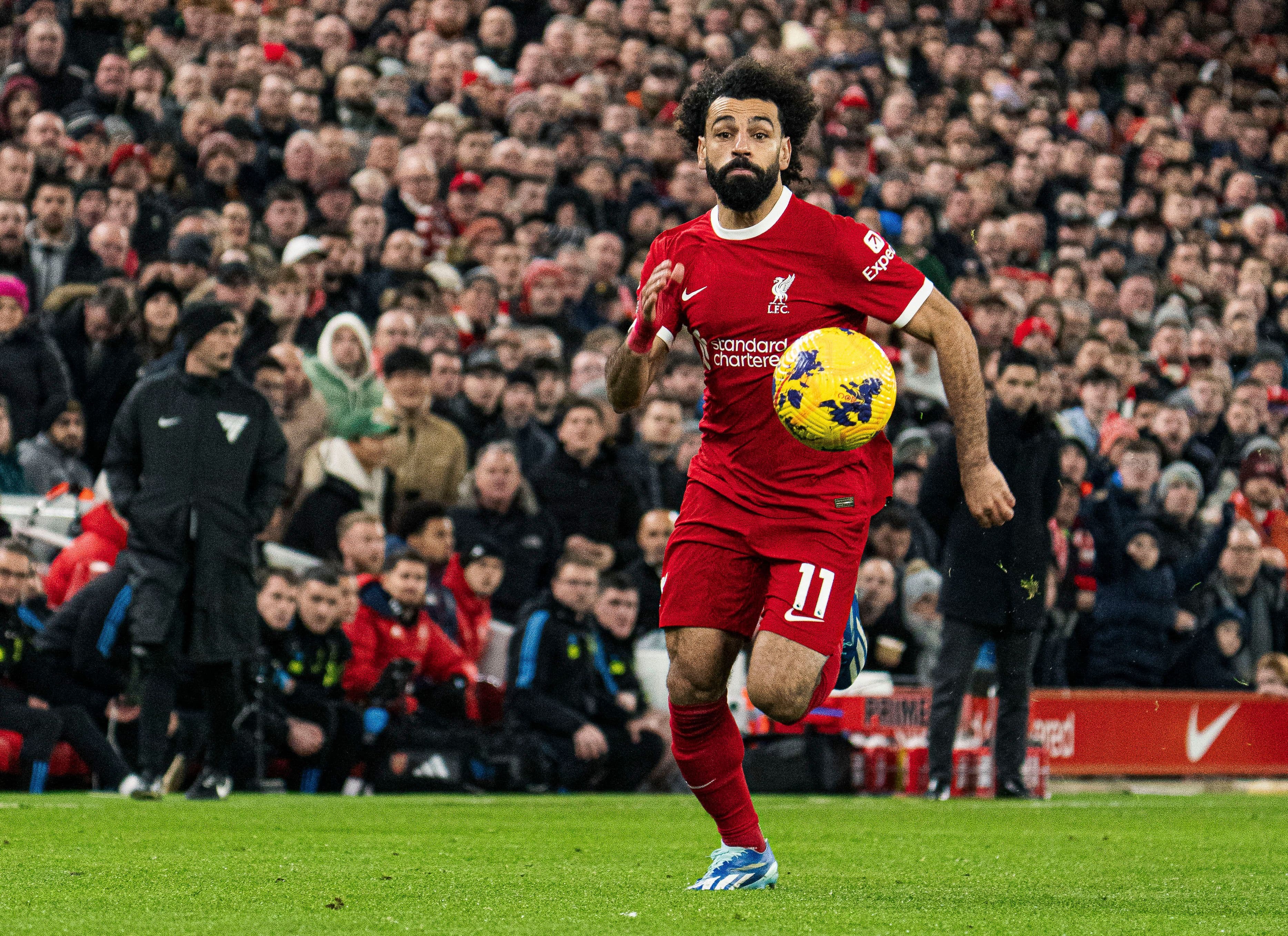 Mohamed Salah of Liverpool chases after the ball 