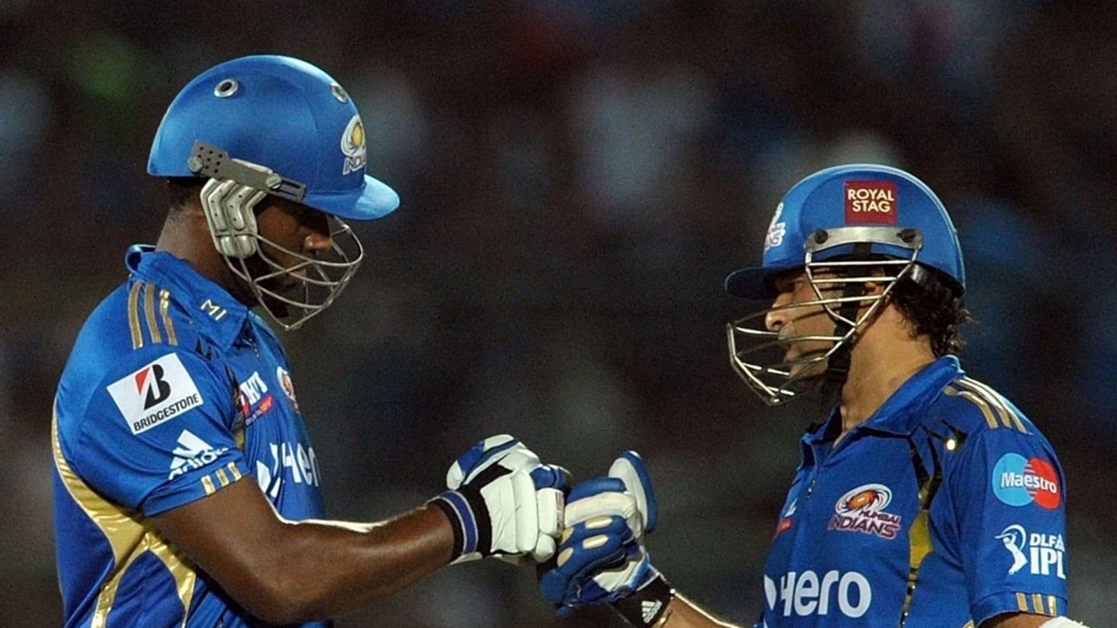 Sachin Tendulkar-Dwayne Smith IPL Partnership for MI.jpg