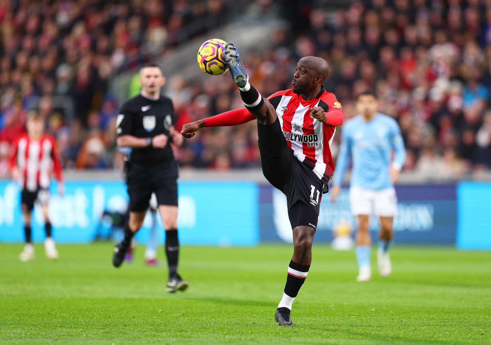 Yoane Wissa of Brentford controls the ball.jpg