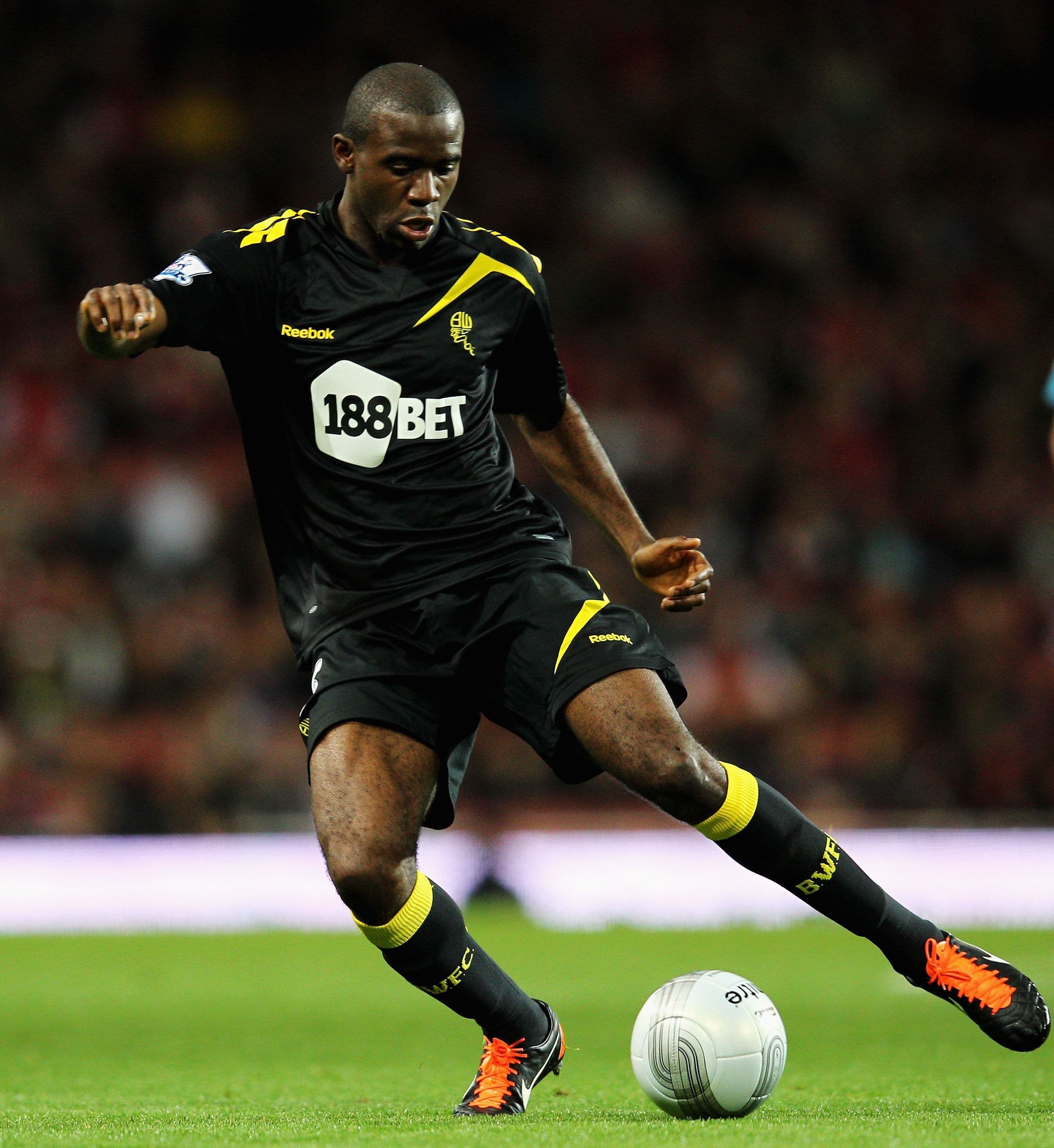Arsenal v Bolton Wanderers - Carling Cup Fourth Round