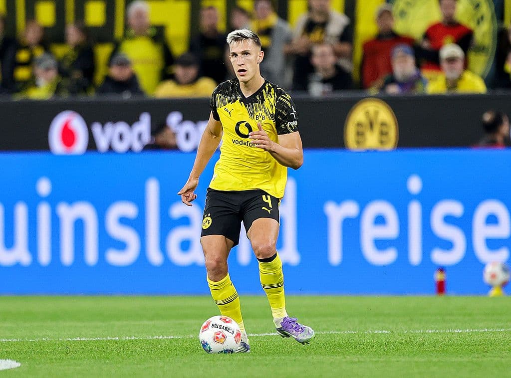 Borussia Dortmund v VfL Wolfsburg - Bundesliga