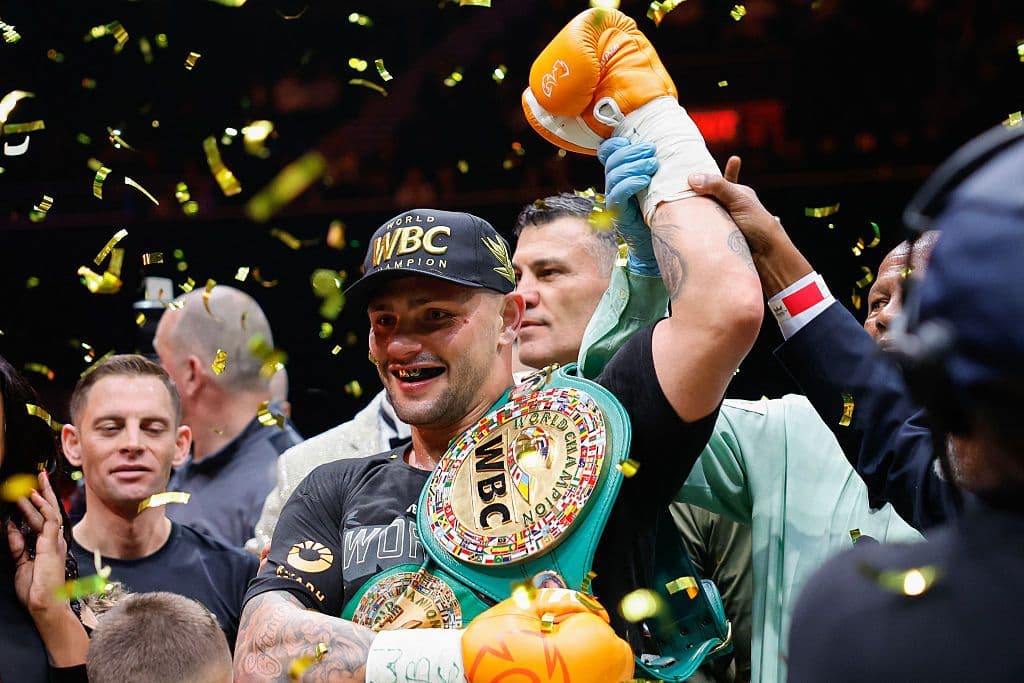 BOXING-RSA-UKR-WBC-LERENA-RADCHENKO