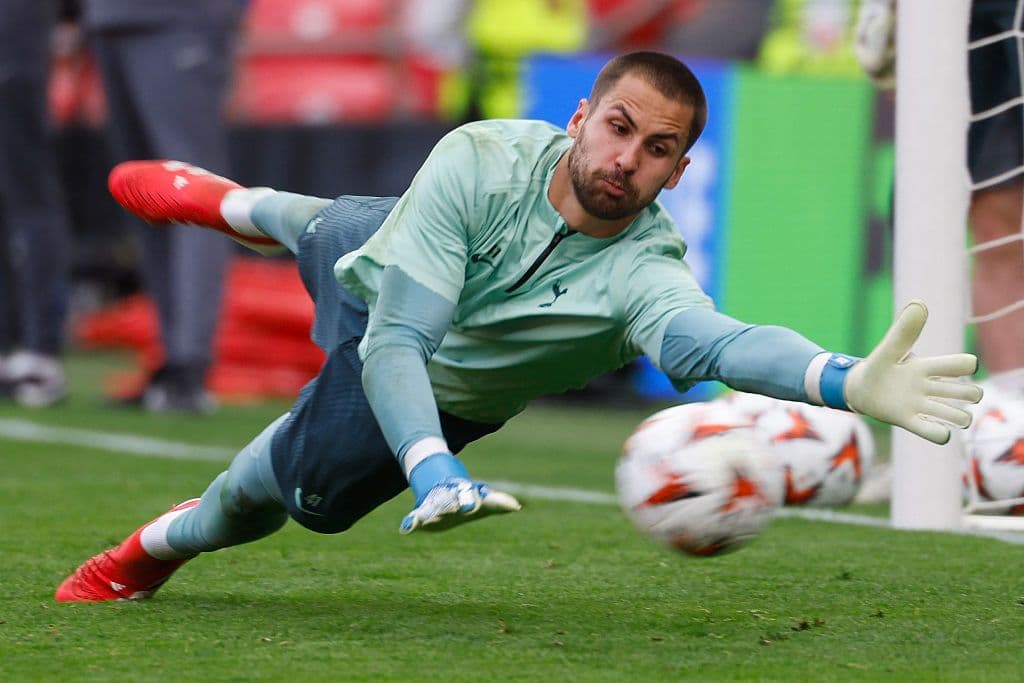FBL-EUR-C3-TOTTENHAM-TRAINING