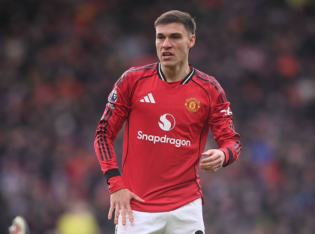 Manchester United v Aston Villa - Premier League