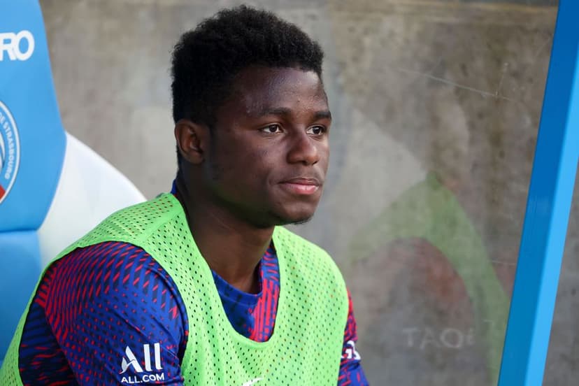 RC Strasbourg v Paris Saint-Germain - Ligue 1