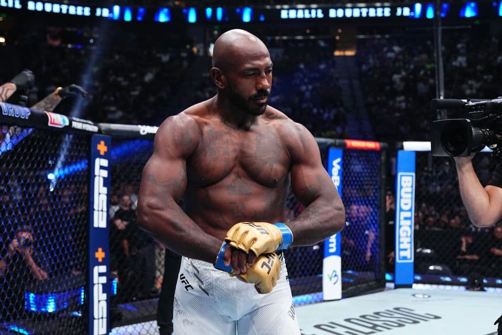 UFC 307: Pereira v Rountree Jr.
