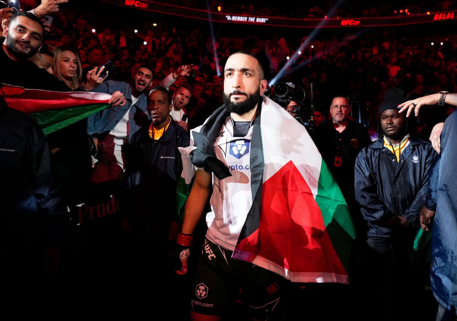 Belal Muhammad prepares to fight Gilbert Burns of Brazil