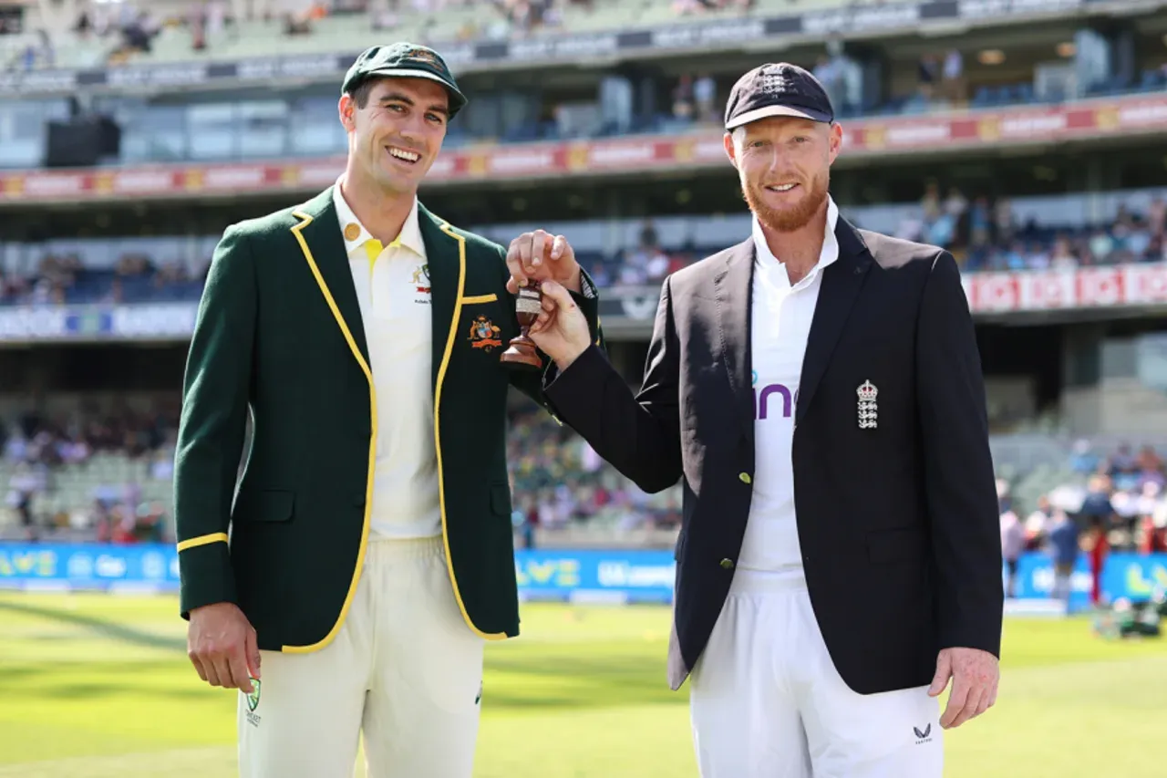 Ben Stokes and Pat Cummins with the Ashes 2023
