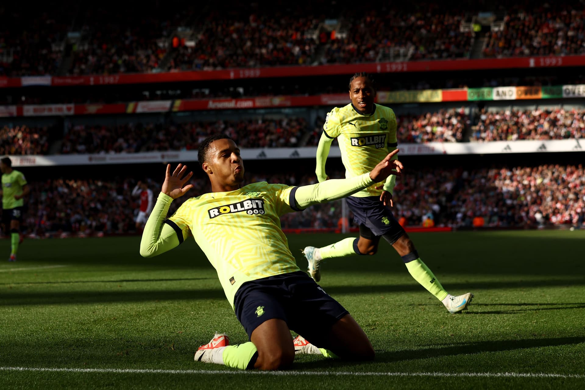 Cameron Archer(L) of Southampton celebrates with Kyle Walker-Peters(R) after opening the scoring.jpg