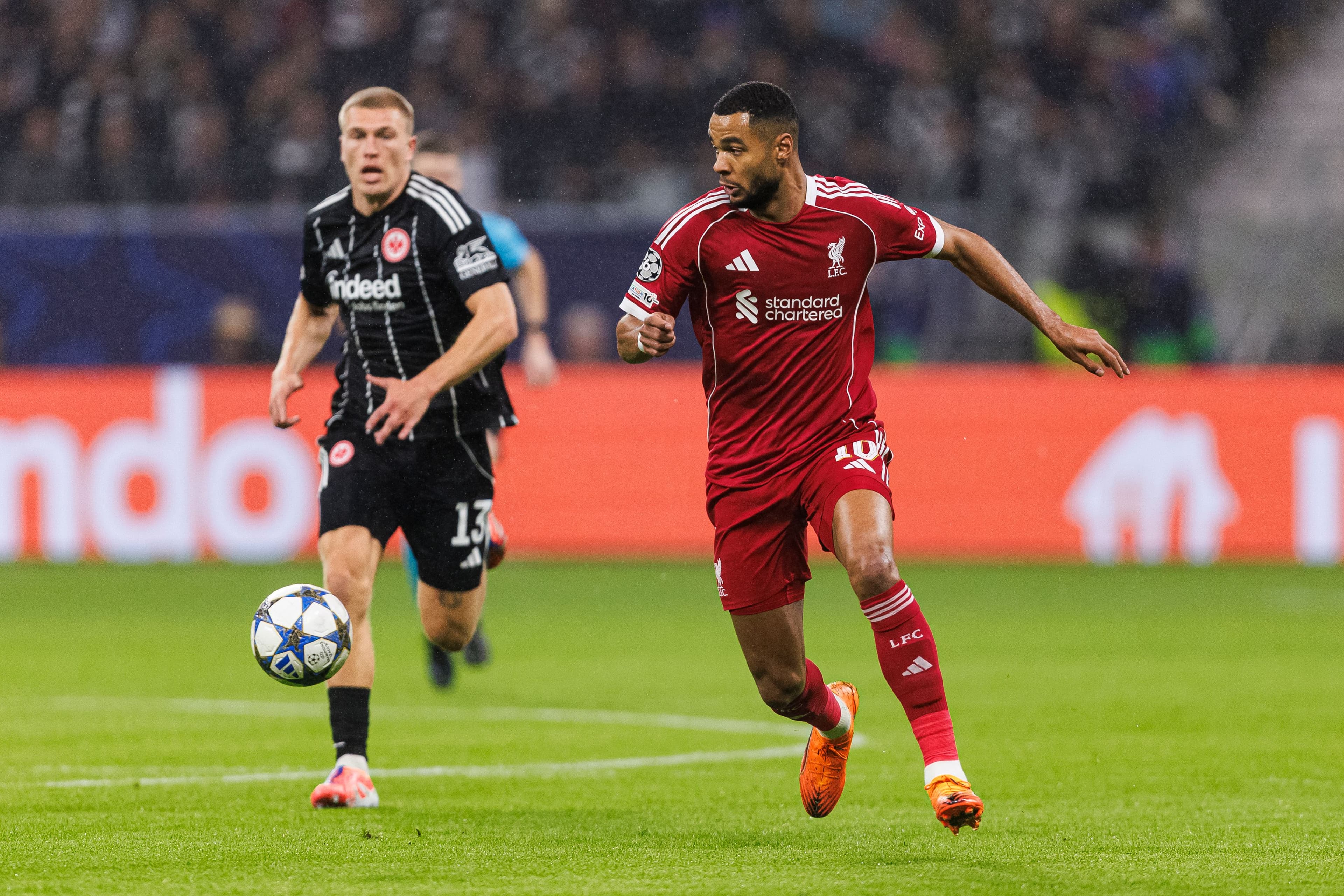 Cody Gakpo of Liverpool (R) in action during the UEFA Champions