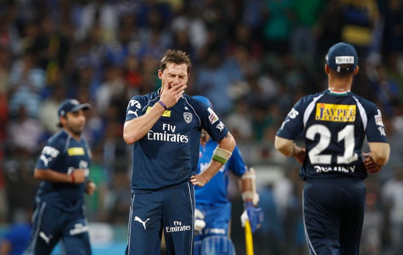 Deccan Chargers player Dale Steyn celebrates with teammates.jpg
