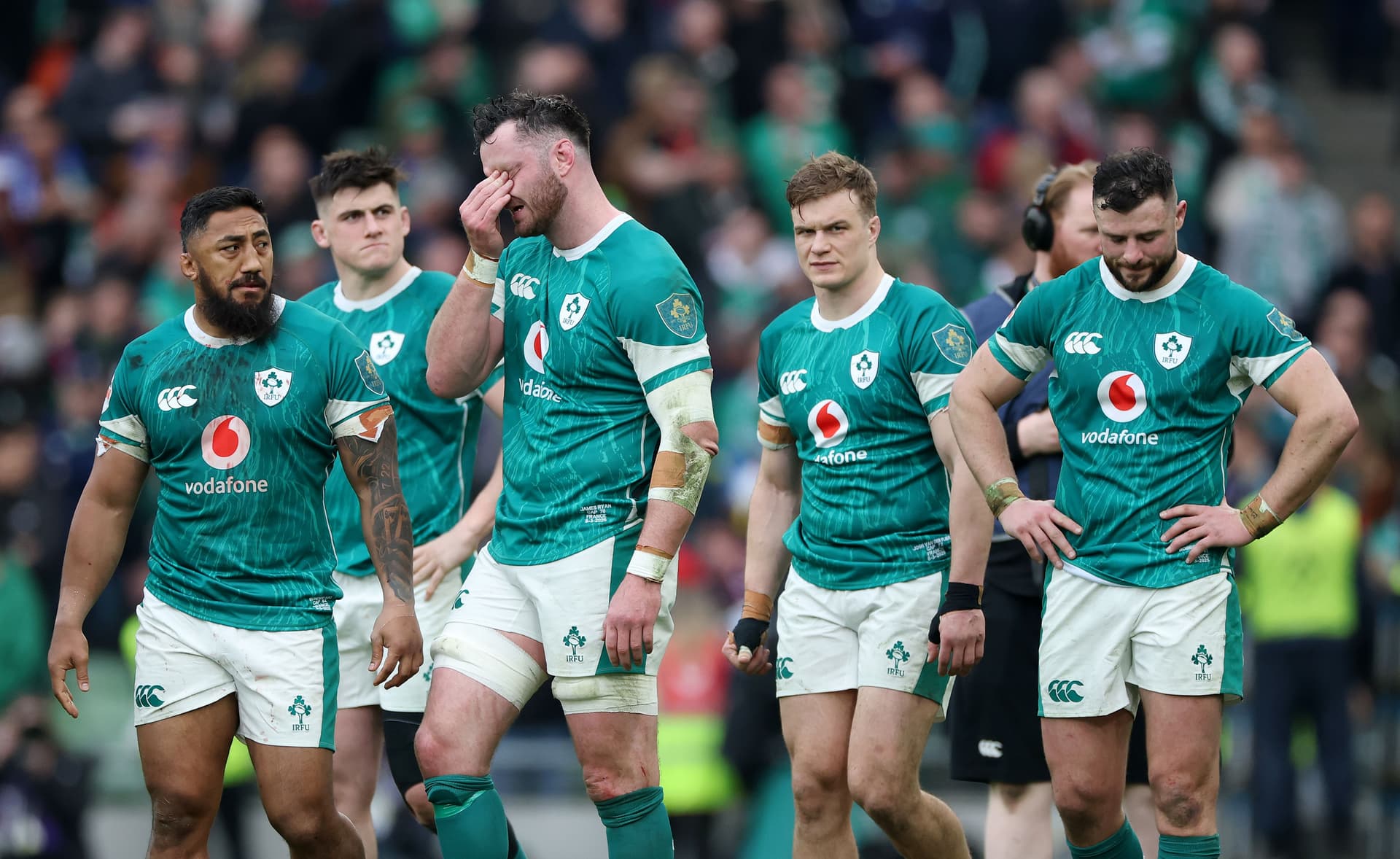 James Ryan of Ireland and teammates look dejected following the team's defeat