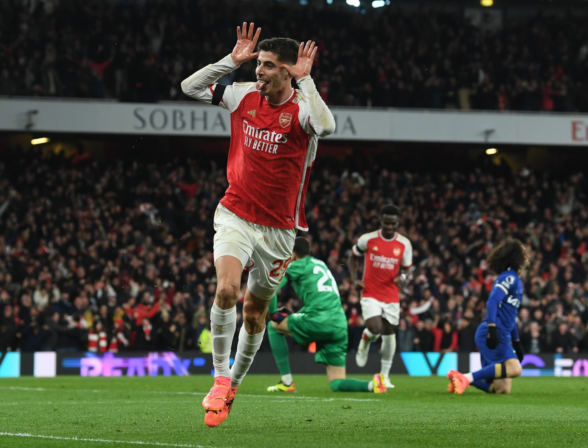 Kai Havertz celebrates scoring the 3rd Arsenal goal during the Premier League