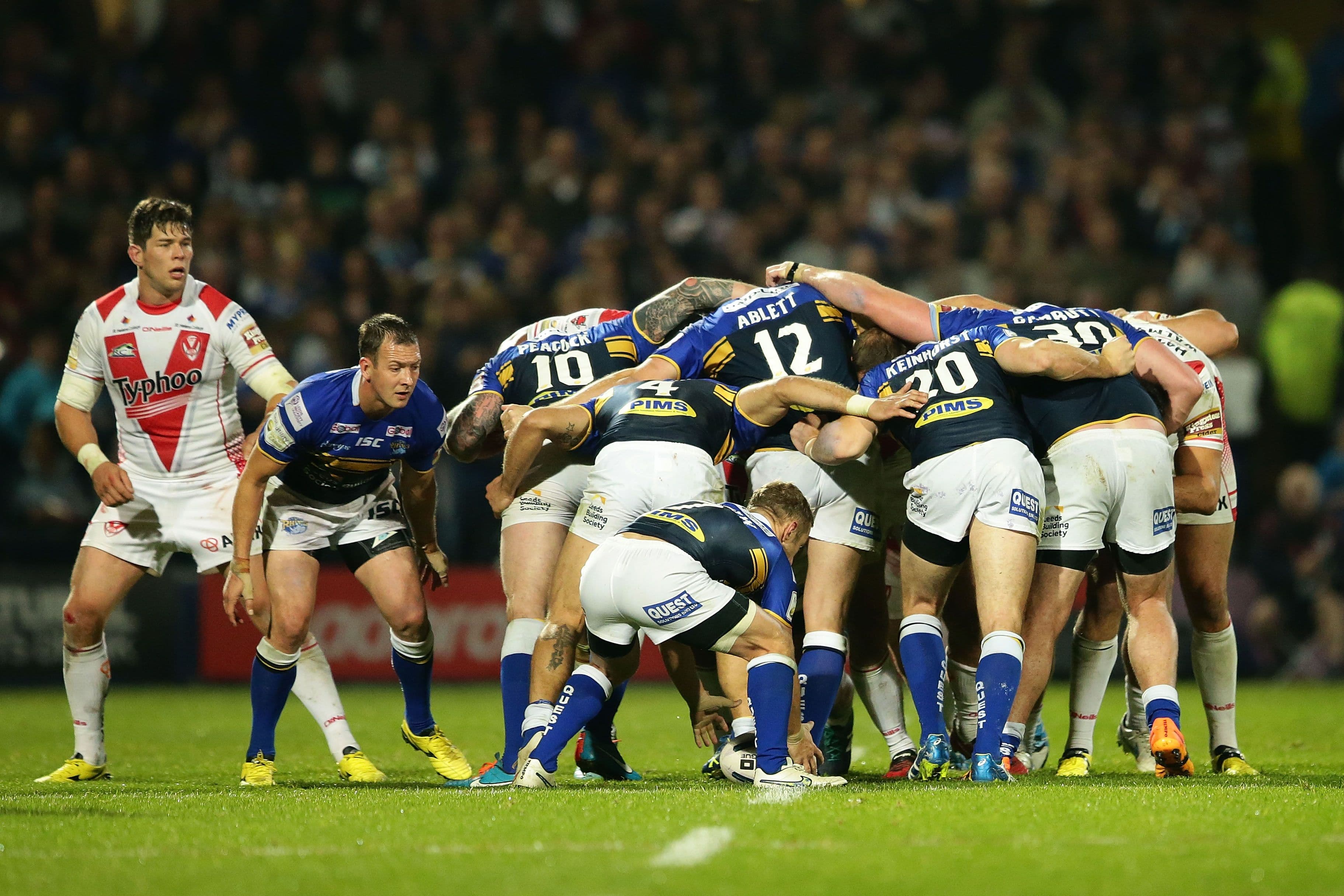 Leeds Rhinos and St Helens in the scrum during the First Utility Super League Semi Final