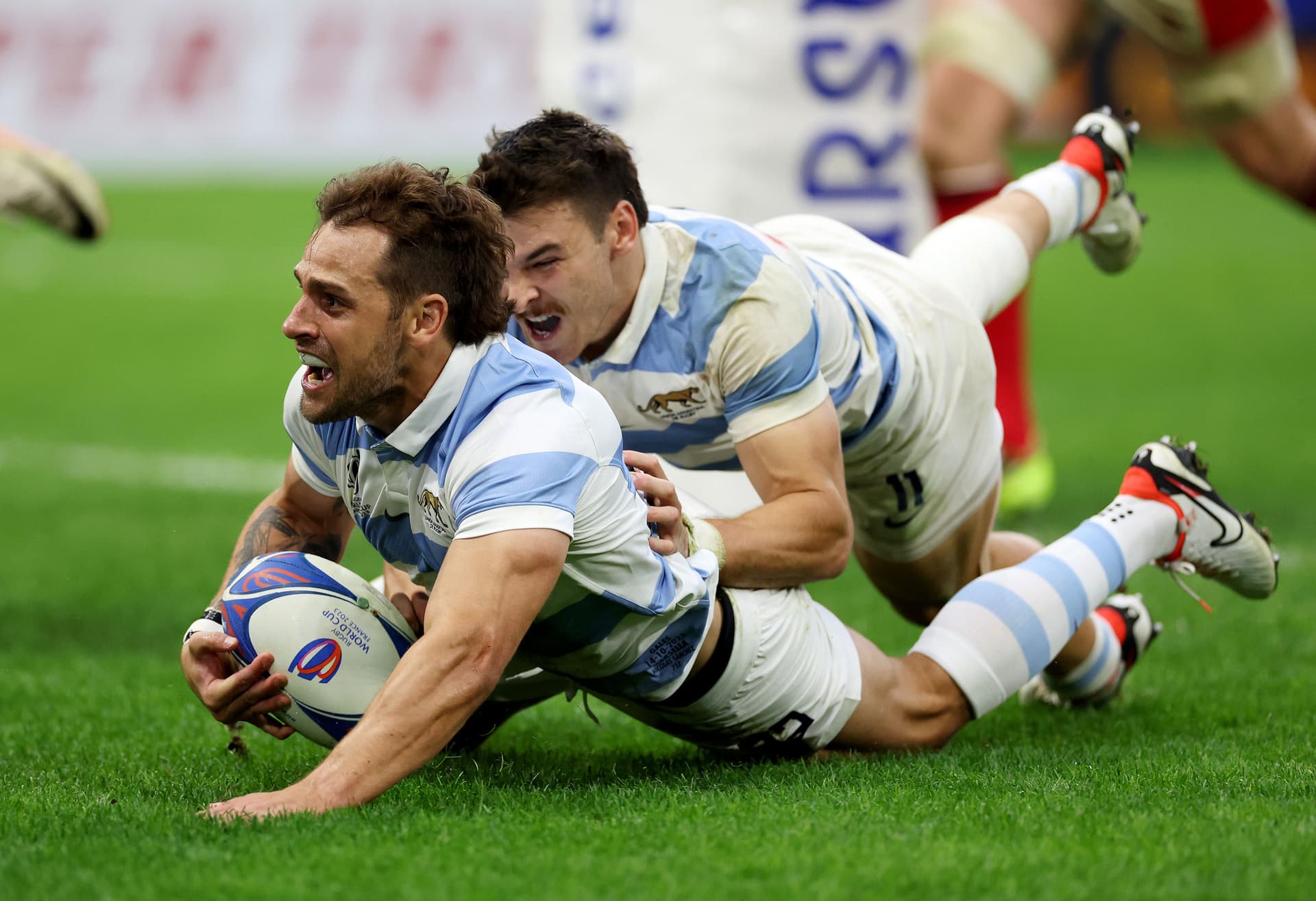 Nicolas Sanchez of Argentina scores his team's second try