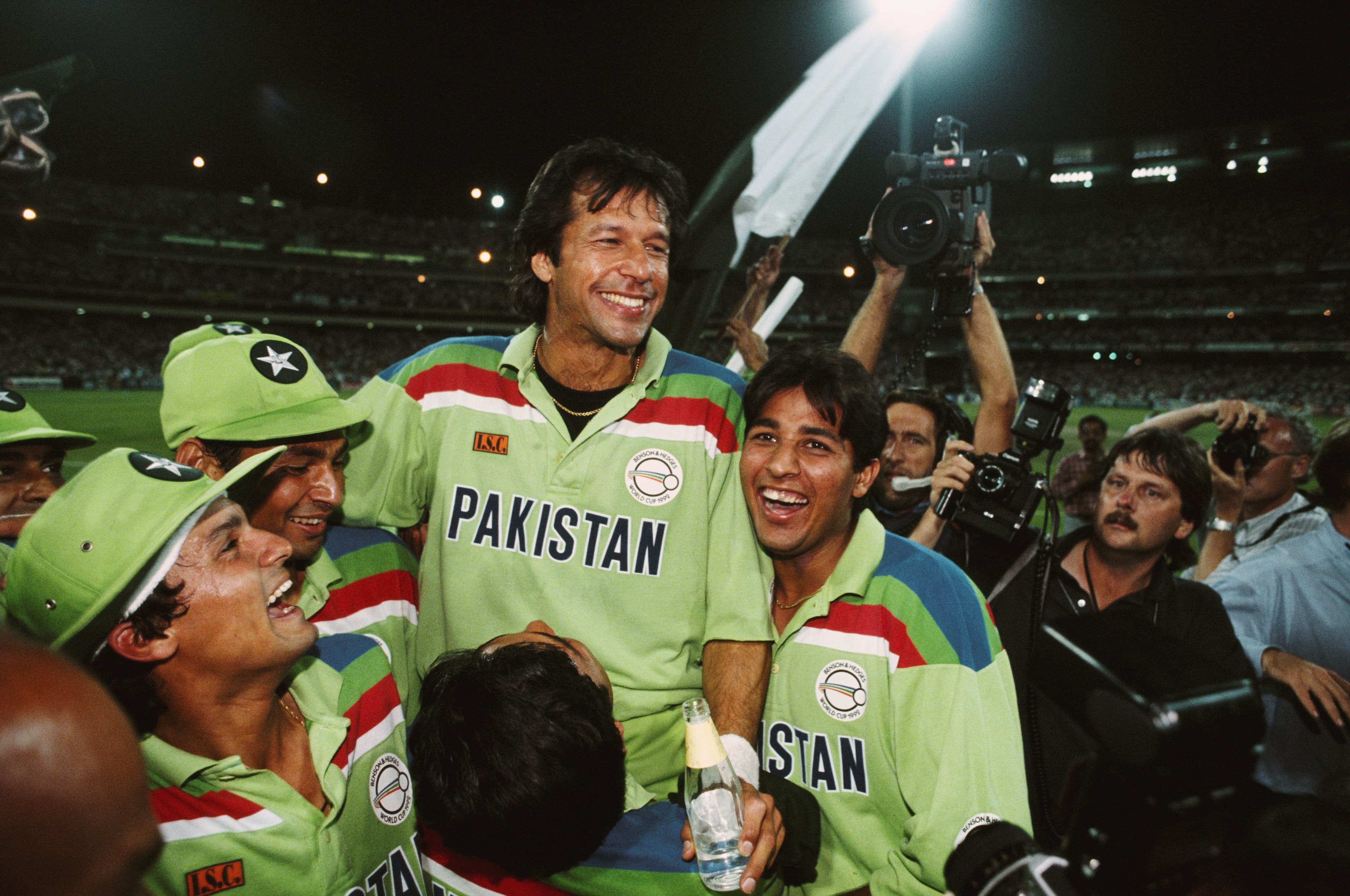 Pakistan captain Imran Khan celebrates with team mates