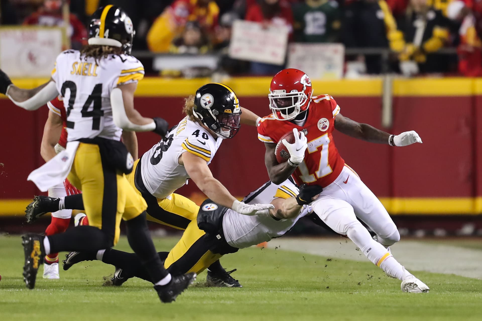 Pittsburgh Steelers VS Kansas City Chiefs