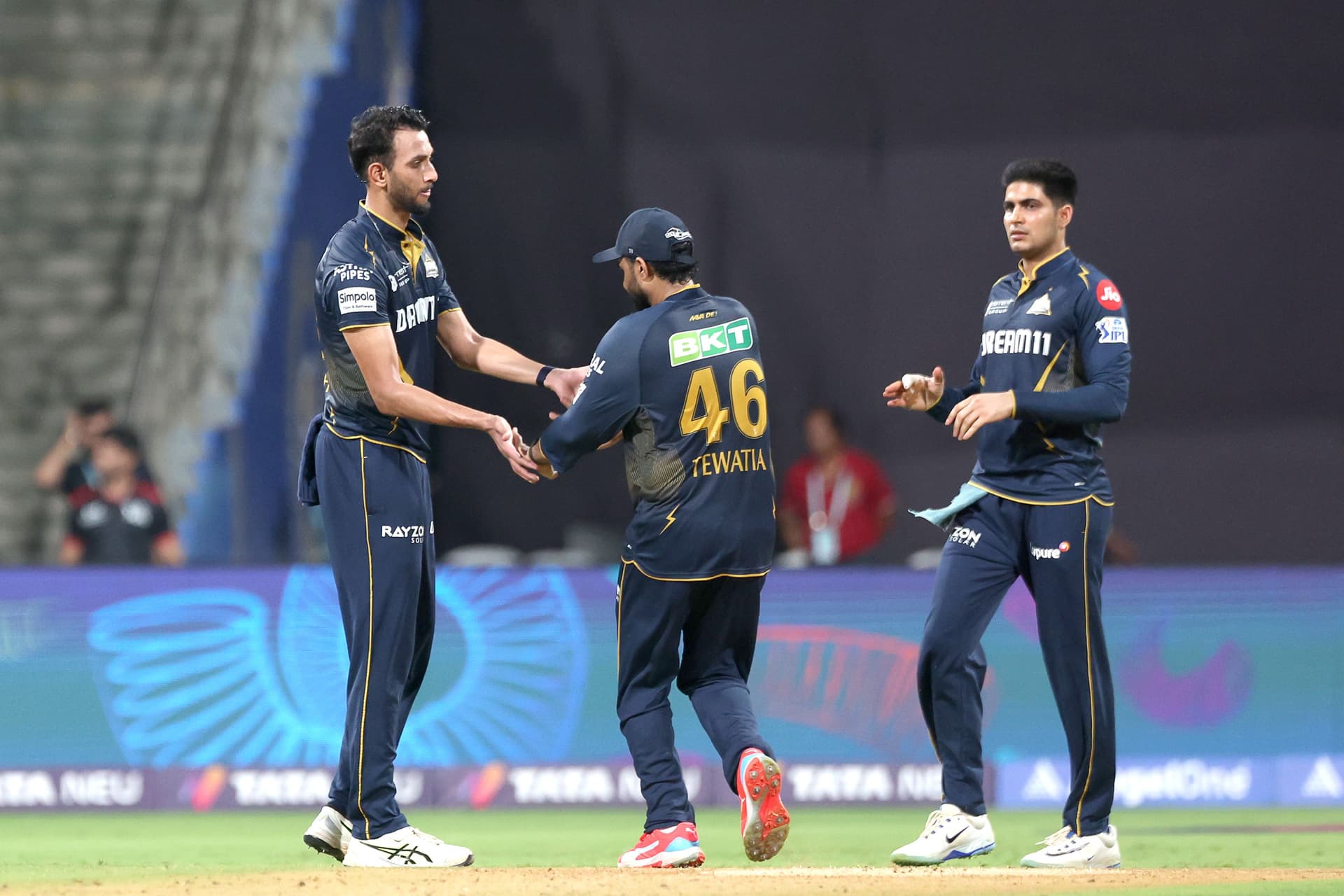 Prasidh Krishna of Gujrat Titans celebrates the wicket of Naman Dhir.jpg