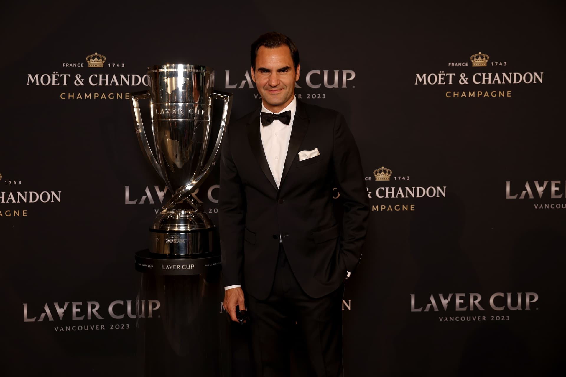 Roger Federer arrives on the black carpet for the Laver Cup Gala