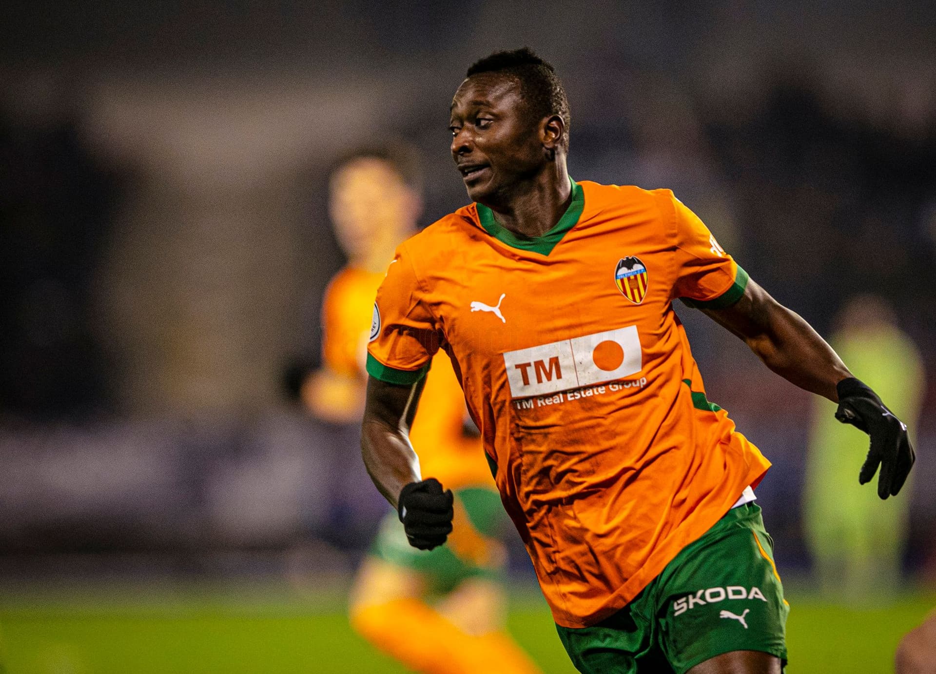 Exclusive: Umar Sadiq Turns Heads at Valencia with Incredible Impact and Backheel Magic