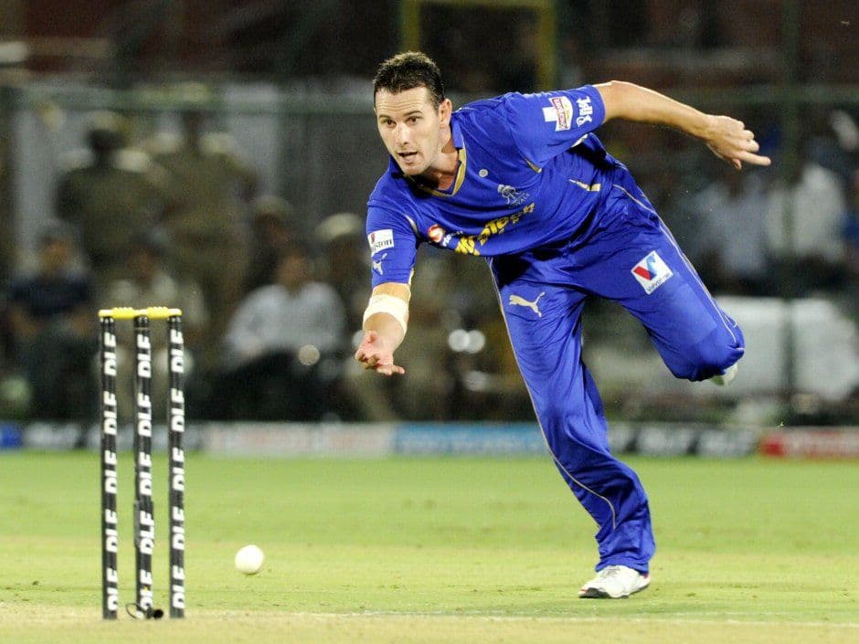 Shaun Tait IPL Bowling.jpeg