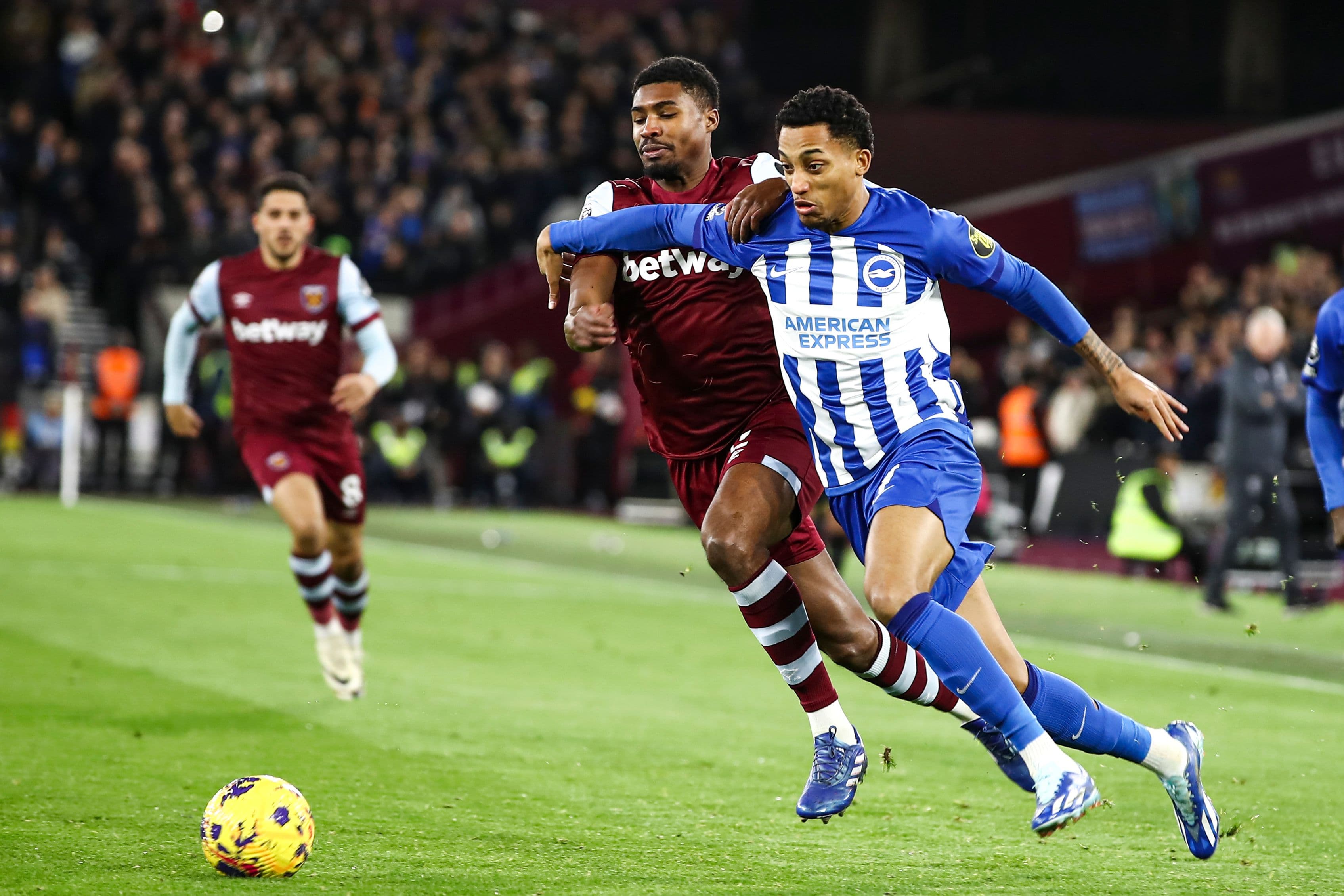 West Ham United v Brighton & Hove Albion - Premier League