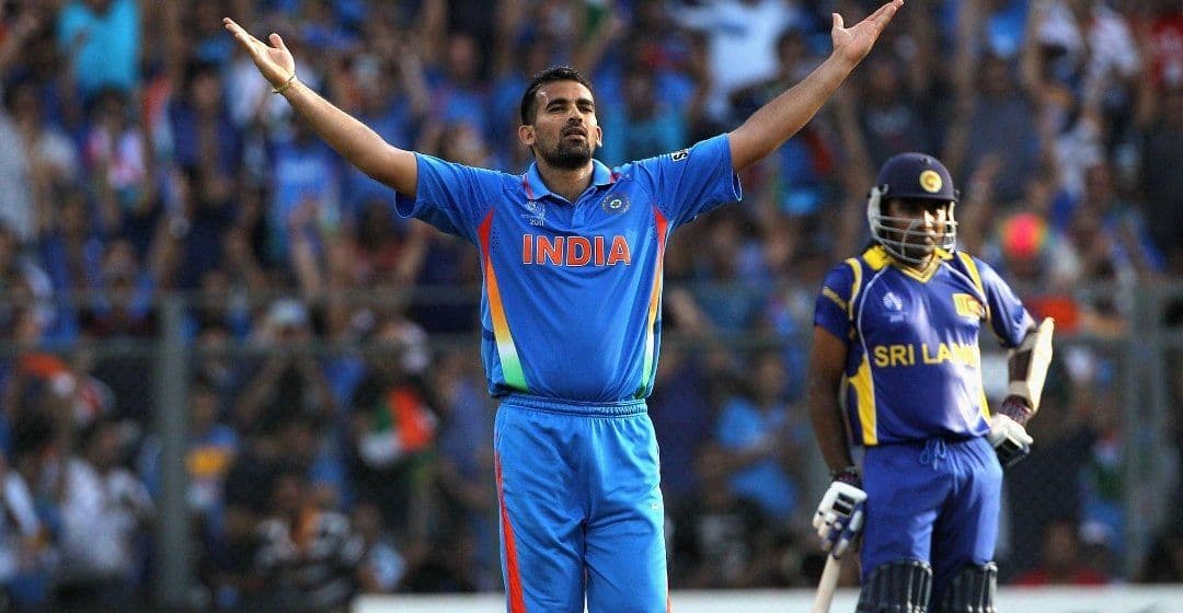 Zaheer Khan 2011 World Cup Final ODI.jpeg