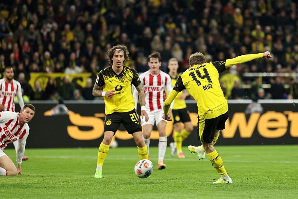 Borussia Dortmund v 1. FC Köln - Bundesliga