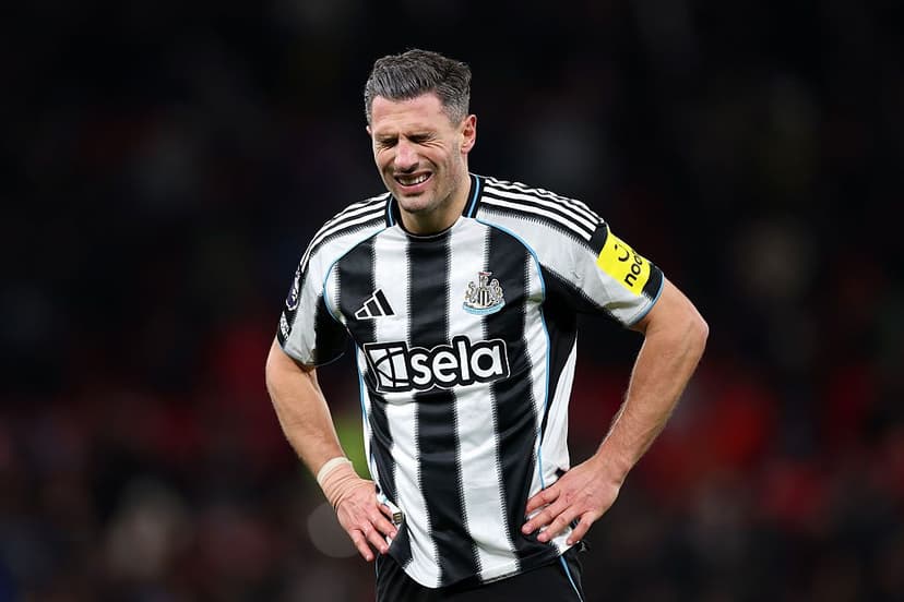 Manchester United v Newcastle United - Premier League