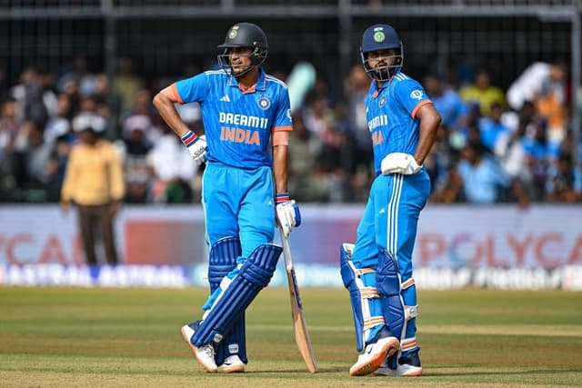TOPSHOT-CRICKET-IND-AUS-ODI